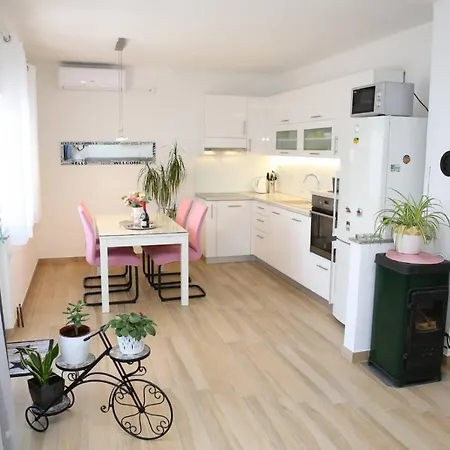 Andela Vodice